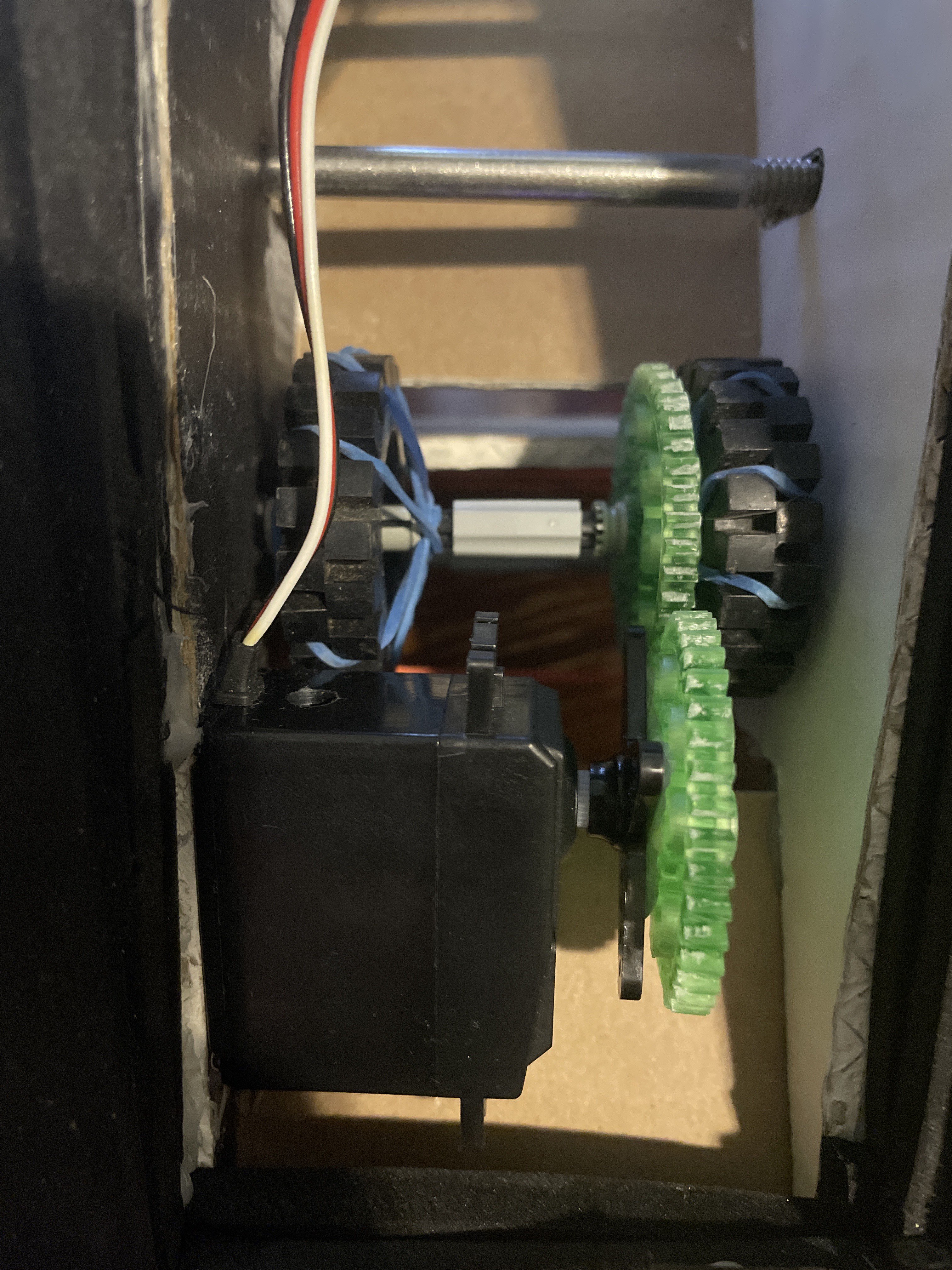 Servo and Gears Servo and Gears Image